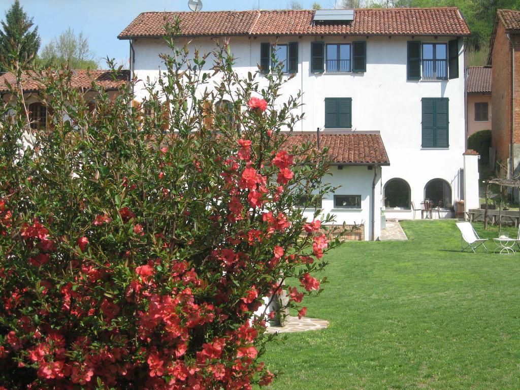 Charming Country House Affittacamere Asti Esterno foto